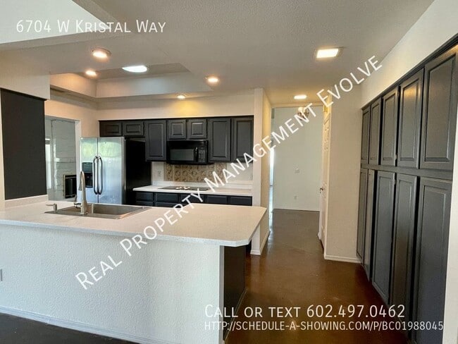 Building Photo - 6704 W Kristal Way