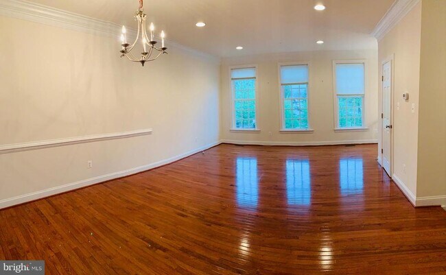 Foto del edificio - 2094 Hutchison Grove Ct