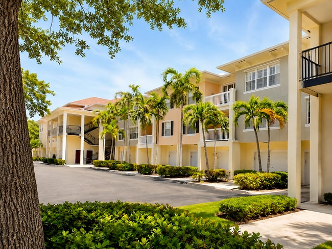 Building Photo - 224 Murcia Dr
