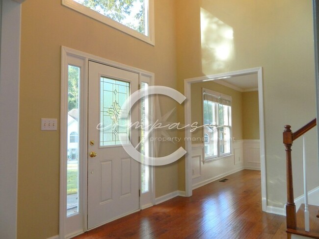 Foto del edificio - 458 Braidwood Walk NW