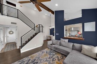 Building Photo - 4404 Travis Country Cir