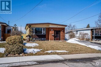 Building Photo - 60 Fielding Crescent