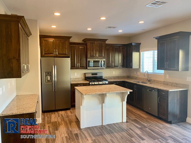 Foto del edificio - Blackhawk Townhome in Santa Clara