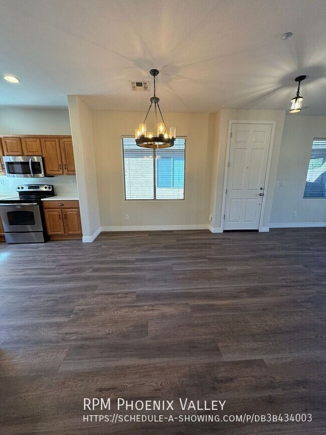 Building Photo - 1742 W Owens Way