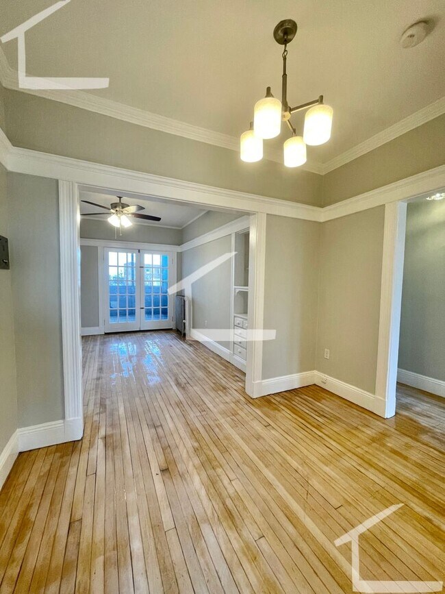 Building Photo - Really nice 2 bed in Allston......