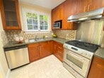 Foto principal - Advent - Four Bedroom Home W/ Incredibly L...