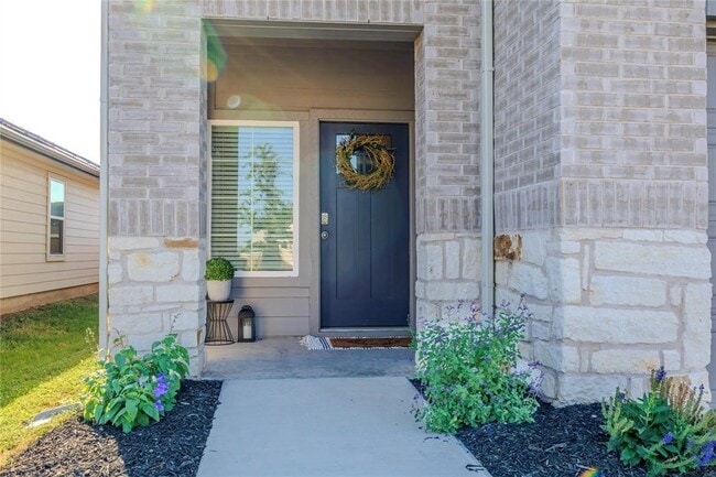 Building Photo - 178 Coralbean Dr