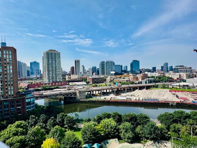 Foto del edificio - 510 W Erie St