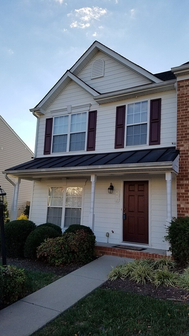 Foto del edificio - 3 bed, 2.5 Bath 1440sf End-Unit Henrico To...