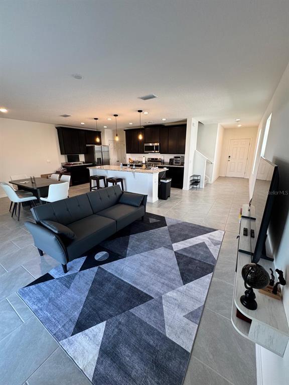 Building Photo - 2561 Starry Pt