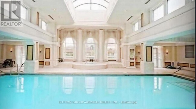 Photo du bâtiment - 15 Greenview Ave