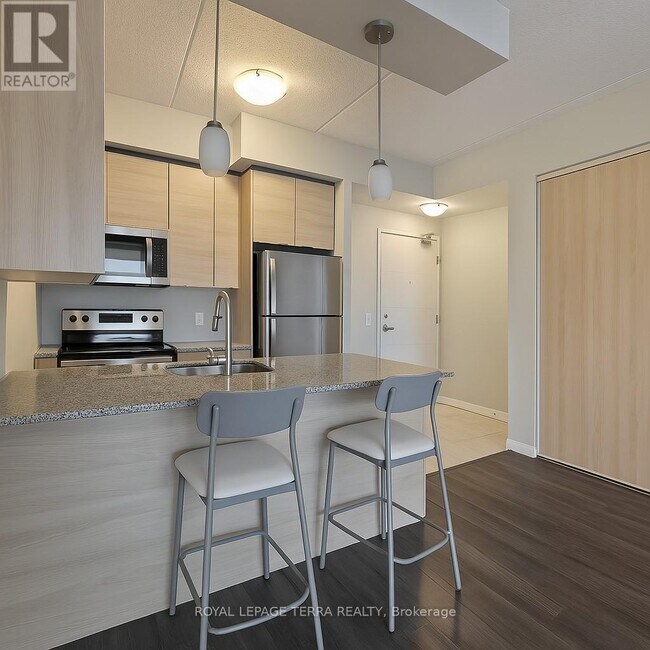 Photo du bâtiment - 318 Spruce St