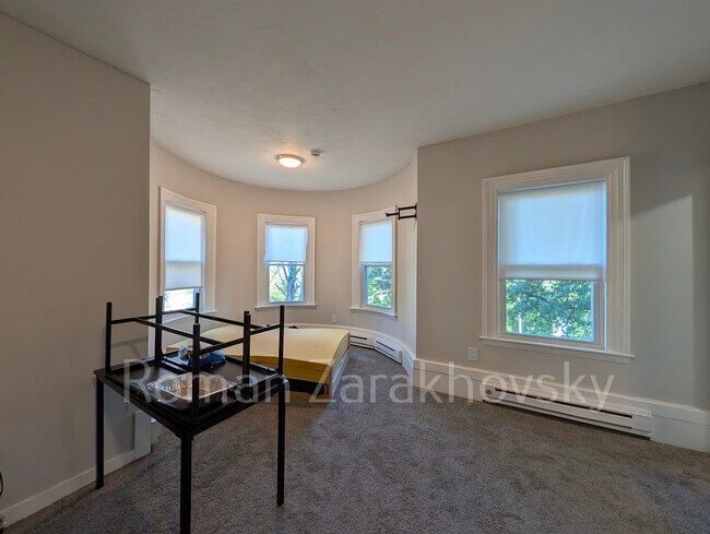 Foto del edificio - 592 Cambridge St
