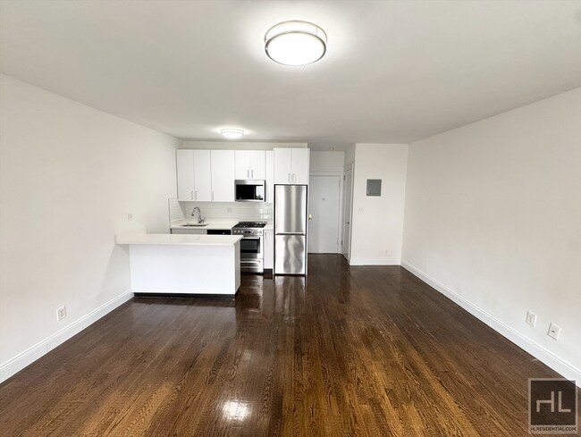 Foto del edificio - EAST 65 STREET