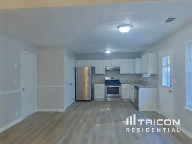 Foto del edificio - 5813 Wellborn Creek Dr