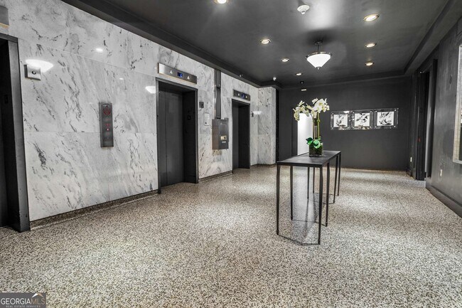 Foto del edificio - 620 Peachtree St NE