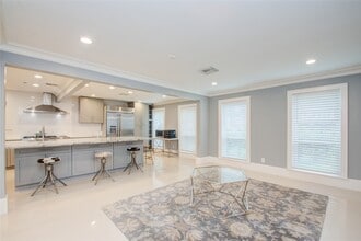 Building Photo - 14611 Bramblewood Dr