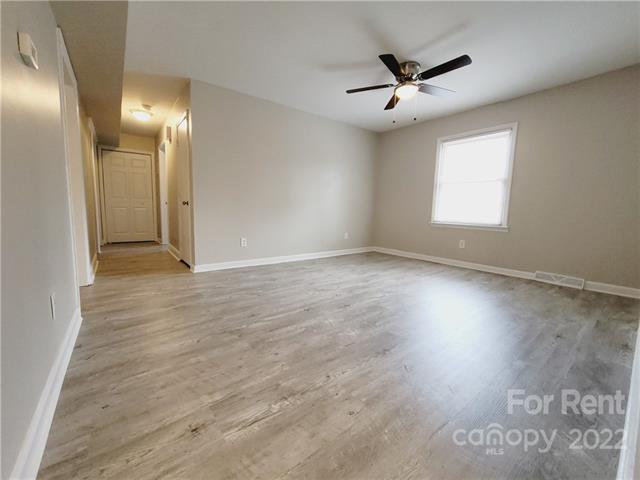Building Photo - 295 Hatley Cir NE