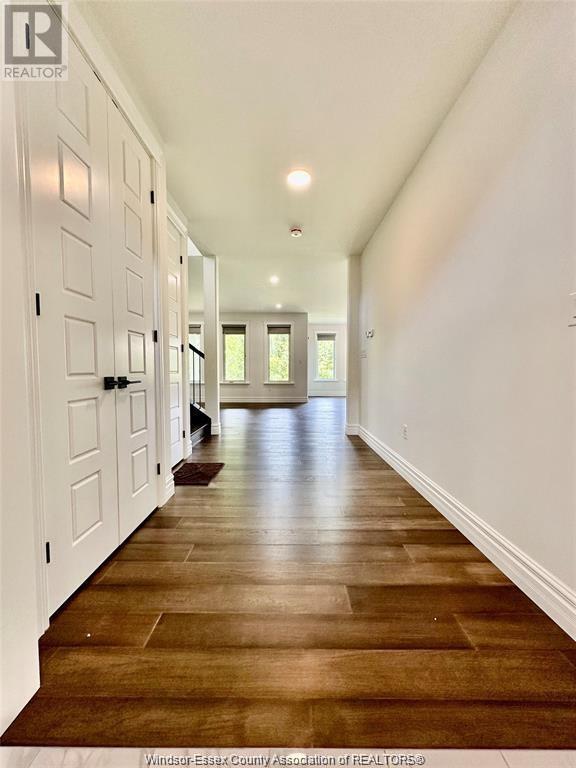 Building Photo - 93 Belleview Dr