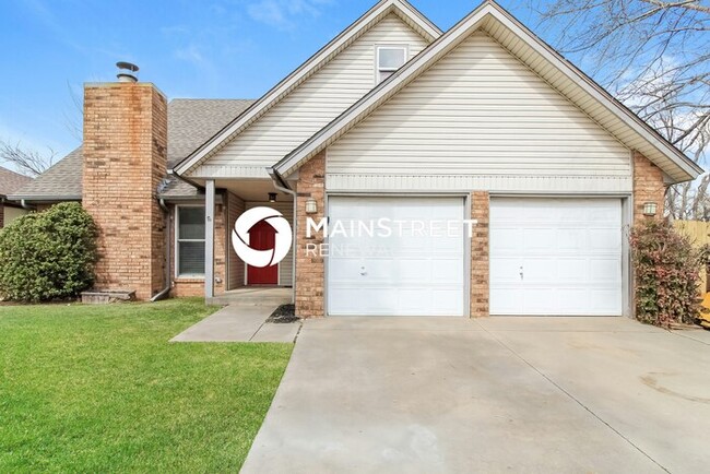 3 Bedroom Pet-Friendly Home in MOORE, OK with Main Street Renewal - 3 Bedroom Pet-Friendly Home in MOORE, OK with Main Street Renewal