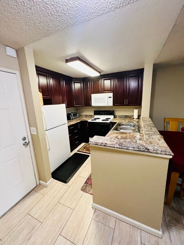 3440 Lebon Dr Unit 4318, San Diego, CA 92122 Condo for Rent in San