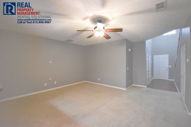 Foto del edificio - Fantastic 3BR townhome in Nippers Corner w/ attached garage!