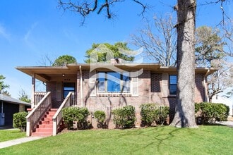 Building Photo - 855 78th St S