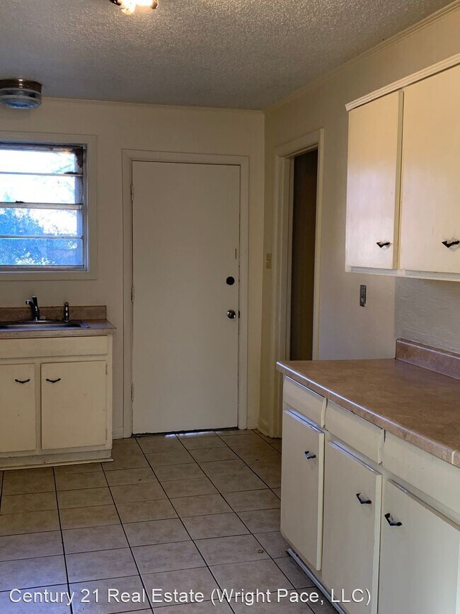 Foto del edificio - 3 br, 1 bath House - 1513 Brookhaven