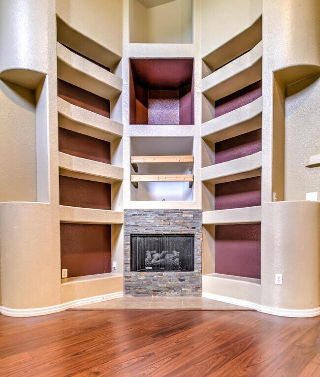 Foto del edificio - 6515 Beggs Terrace