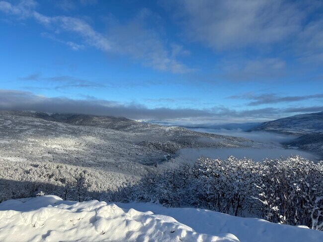 Vista hacia el cañón de Glenwood y las alturas de Missouri. - 1905 Bear Ridge Rd