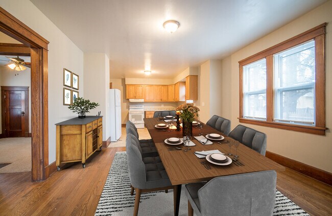 Building Photo - 1520 Wolff St