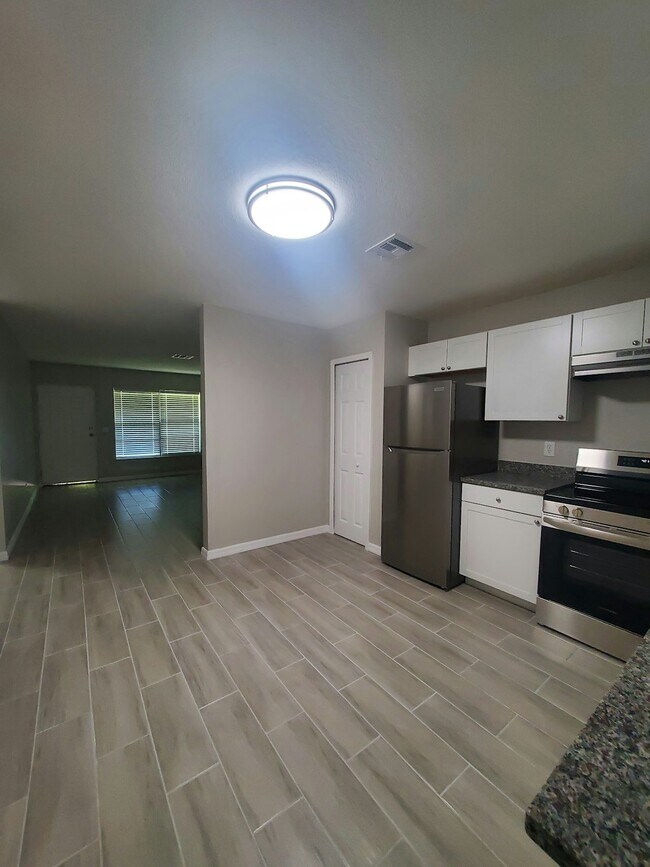Foto del edificio - 3300 S 7th St