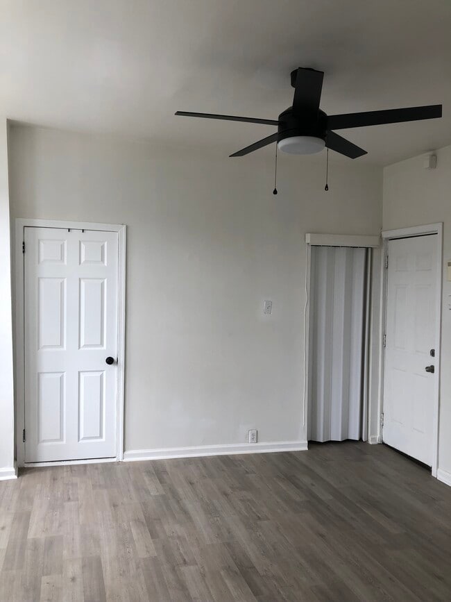Living Room - 6655 Haddington Ln