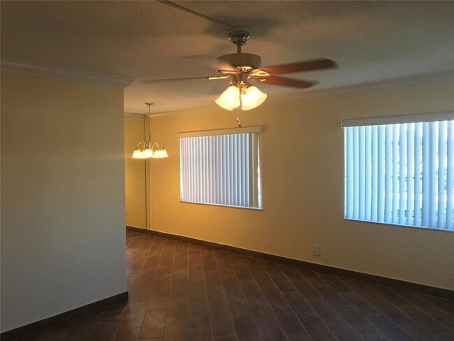 Foto del edificio - 2300 SE 2nd St