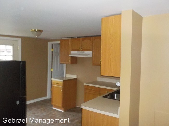 Foto del edificio - 5651 Forest Ave
