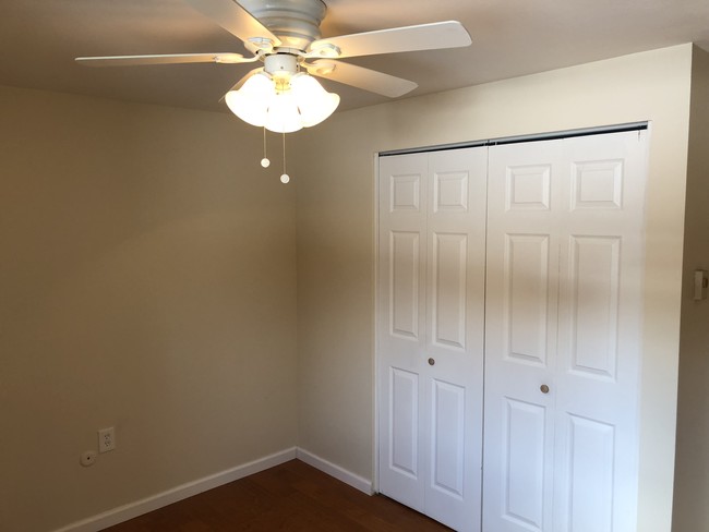 Building Photo - 41 Watertree Dr