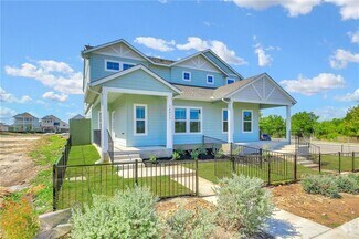 Building Photo - 16811 Radiant Dr