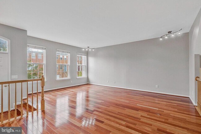 Foto del edificio - 2504 Woodrow Wilson Dr