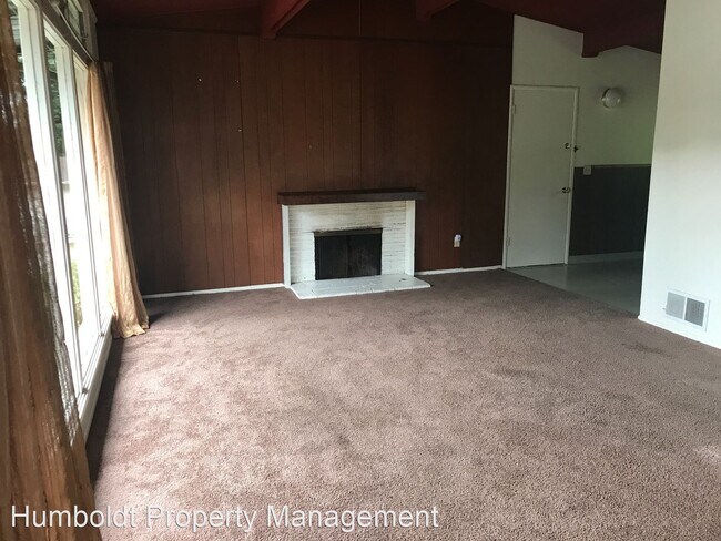 Building Photo - 3 br, 1 bath House - 789 Shirley Blvd