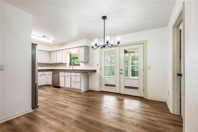 Building Photo - 9 Hartlepool Dr