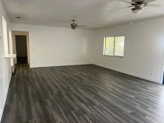 Foto del edificio - 3500 SW 150th Lane Rd