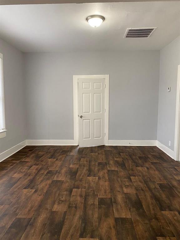 Foto del edificio - 2781 Sabine Pass Ave