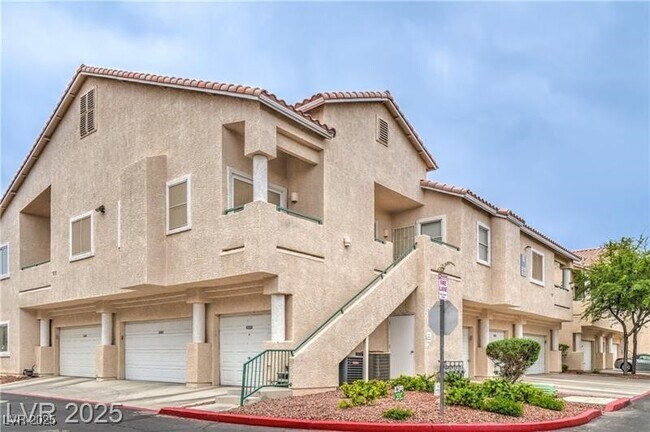 Foto del edificio - 7450 S Eastern Ave