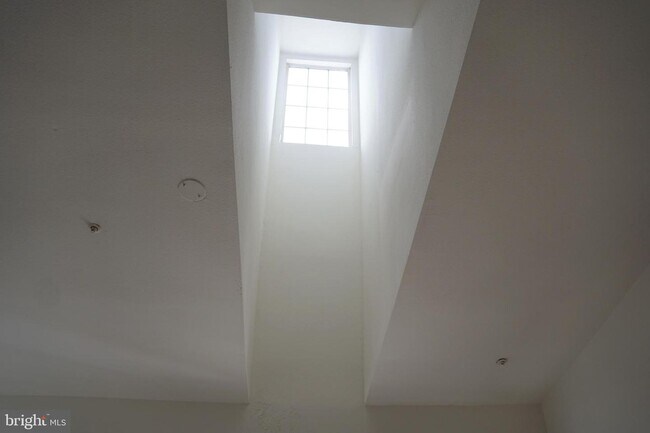 Foto del edificio - 18502 Boysenberry Dr