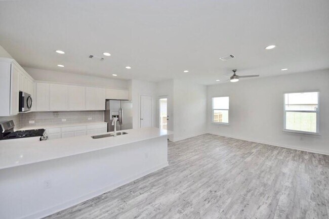 Building Photo - 10307 Norshire Ln