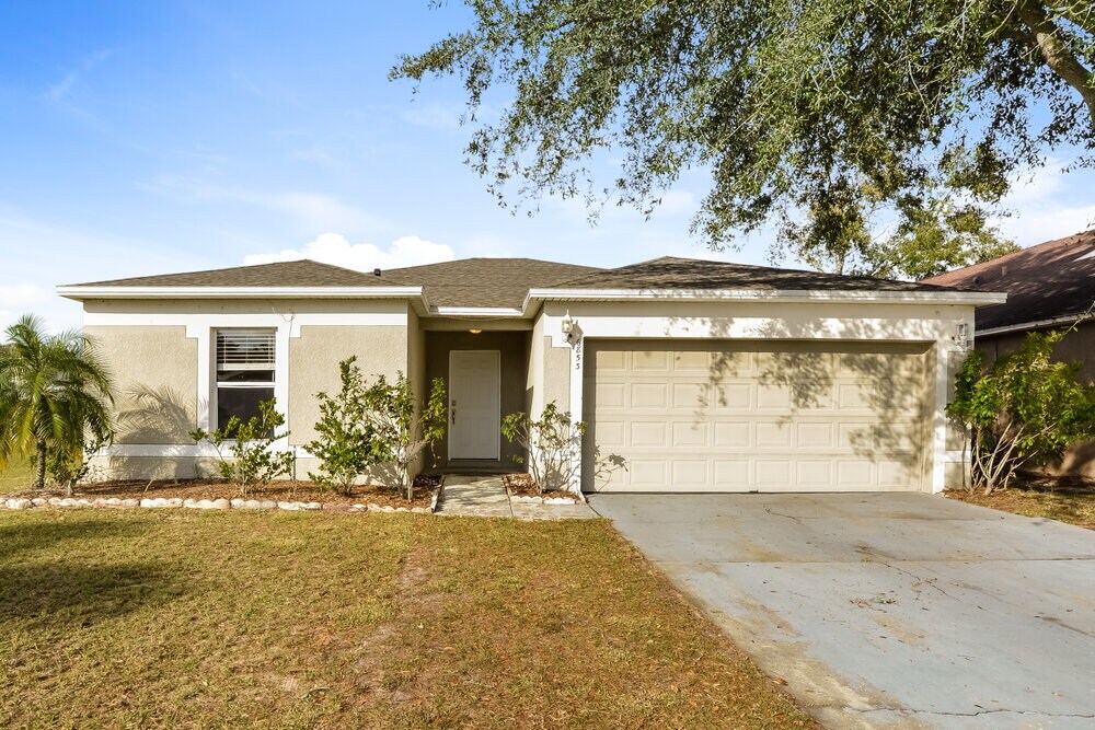 Foto principal - 6853 Westlake Blvd