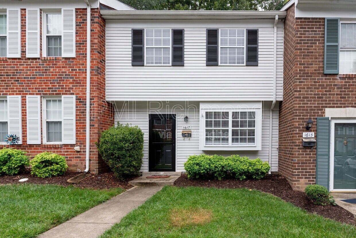 Foto principal - 1617 Congressional Ct