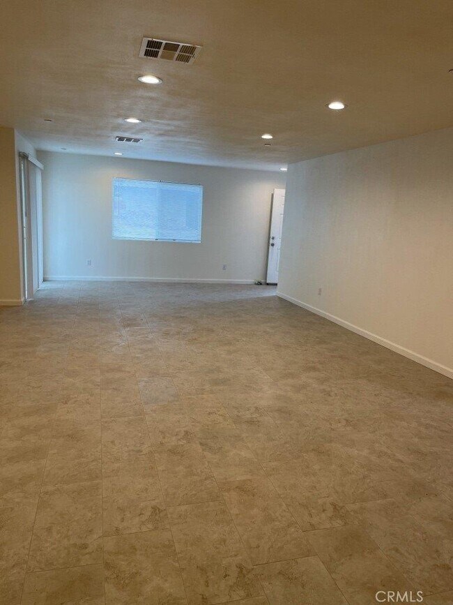 Foto del edificio - 1140 Deseret Ave