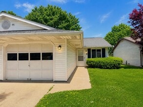 Building Photo - 113 Shoshone Dr
