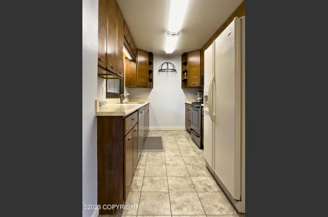Foto del edificio - 8217 Birch Ln